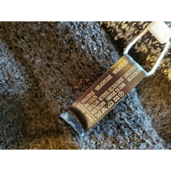 Justin & Taylor Shawl Wrap Sweater Black White - Picture 5 of 6